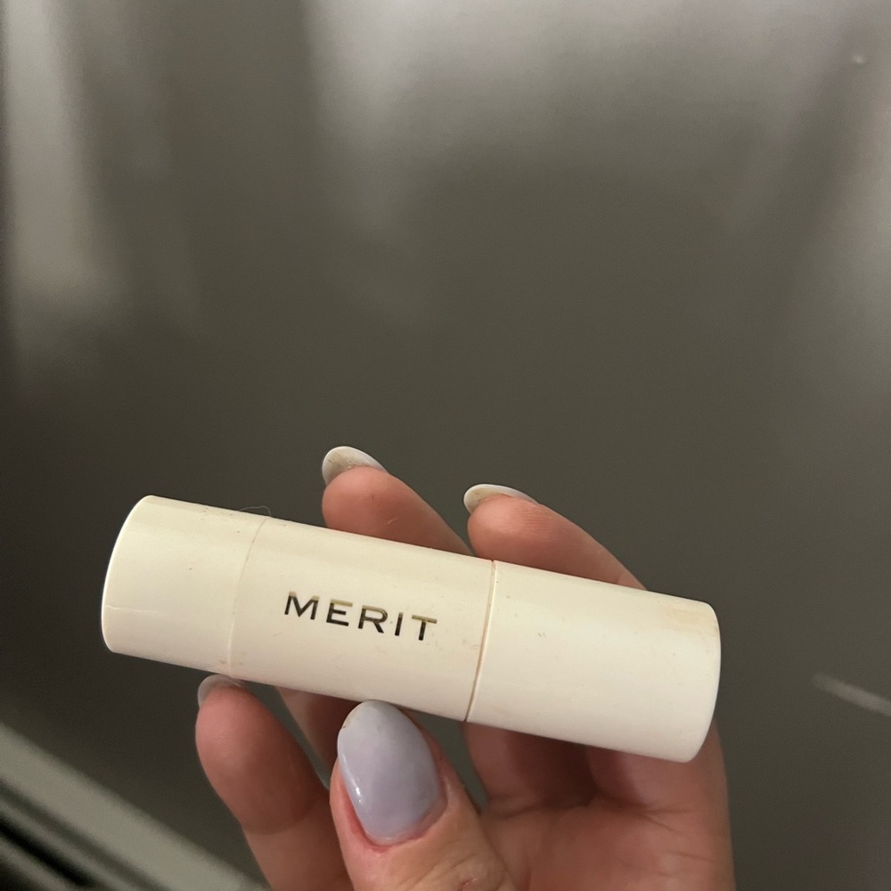 Merit Cream Highlighting Balm - Bounce rose gold color